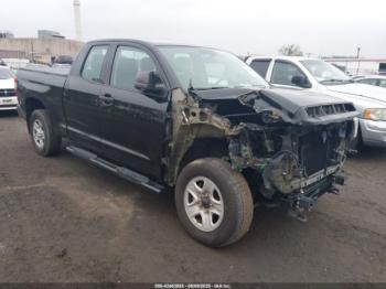  Salvage Toyota Tundra