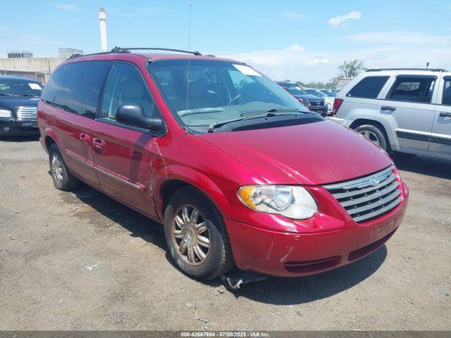  Salvage Chrysler Town & Country