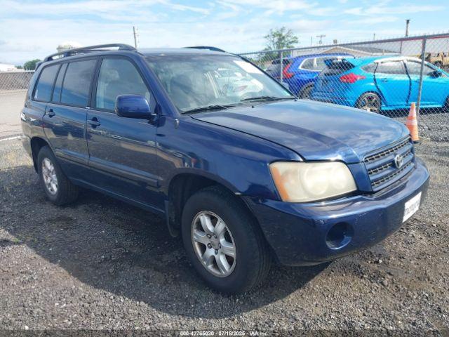  Salvage Toyota Highlander