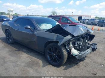  Salvage Dodge Challenger