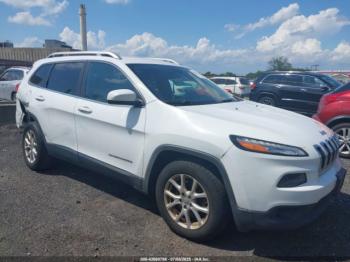  Salvage Jeep Cherokee