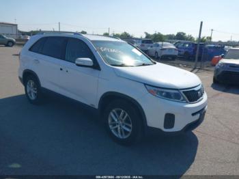  Salvage Kia Sorento