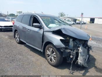 Salvage Nissan Pathfinder