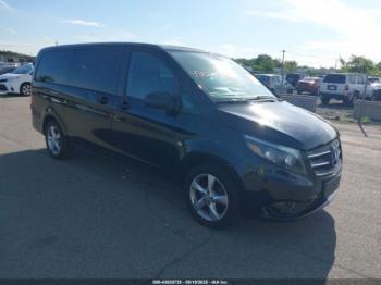 Salvage Mercedes-Benz Metris