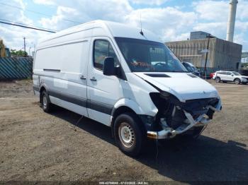  Salvage Mercedes-Benz Sprinter 2500