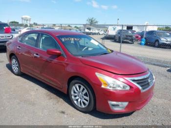  Salvage Nissan Altima