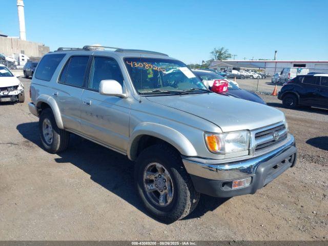  Salvage Toyota 4Runner