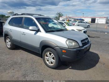  Salvage Hyundai TUCSON