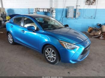  Salvage Toyota Yaris