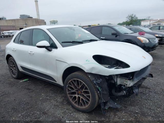  Salvage Porsche Macan