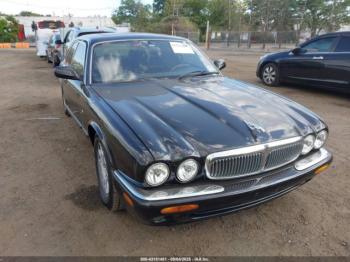  Salvage Jaguar Xj8