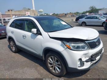  Salvage Kia Sorento