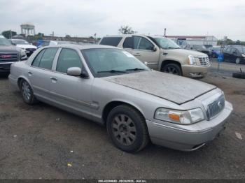  Salvage Mercury Grand Marquis