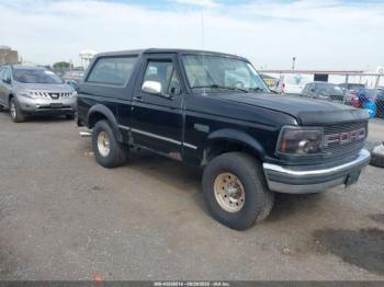  Salvage Ford Bronco