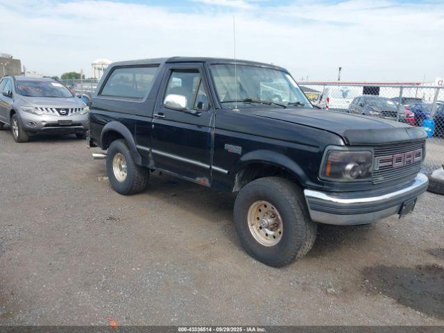  Salvage Ford Bronco