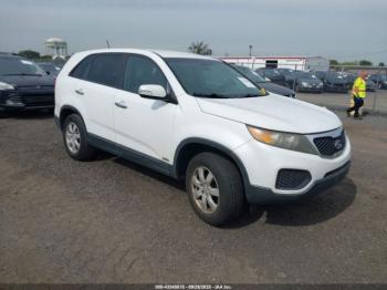  Salvage Kia Sorento