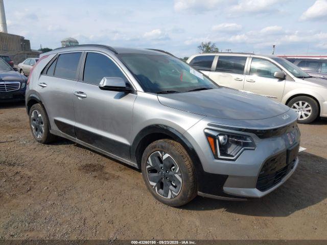  Salvage Kia Niro