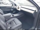 Tesla Model Y Long Range Dual Motor All-wheel Drive Image 9