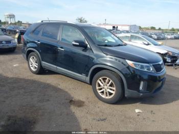  Salvage Kia Sorento