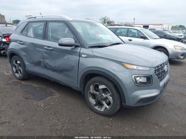  Salvage Hyundai VENUE