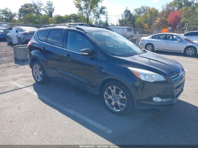  Salvage Ford Escape