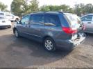 Toyota Sienna Le Image 4