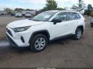 Toyota RAV4 Le Image 5