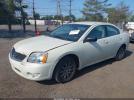 Mitsubishi Galant Image 2