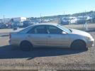 Toyota Camry Le Image 10