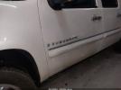 Chevrolet Suburban 1500 Ltz Image 6