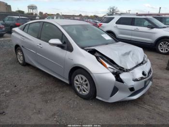  Salvage Toyota Prius