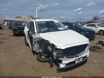  Salvage Mazda Cx