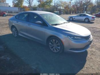  Salvage Chrysler 200