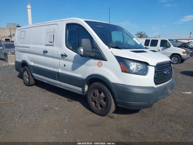  Salvage Ford Transit