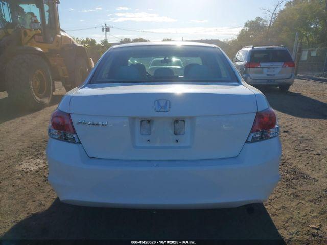 Honda Accord 2.4 Lx Image 9