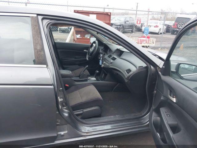 Honda Accord 2.4 Lx-p Image 3