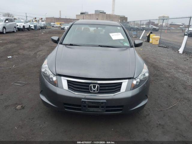 Honda Accord 2.4 Lx-p Image 8