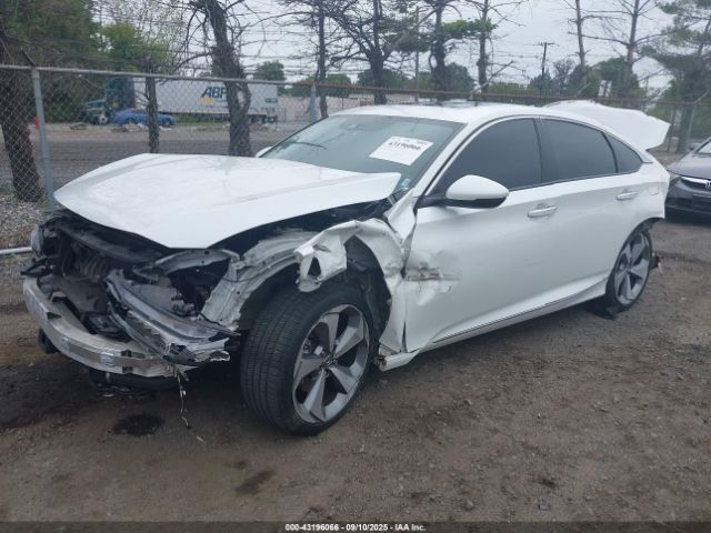 Honda Accord Touring Image 3