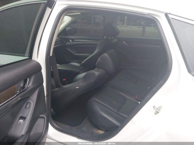 Honda Accord Touring Image 9