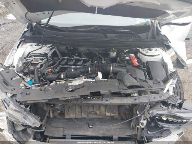 Honda Accord Touring Image 4