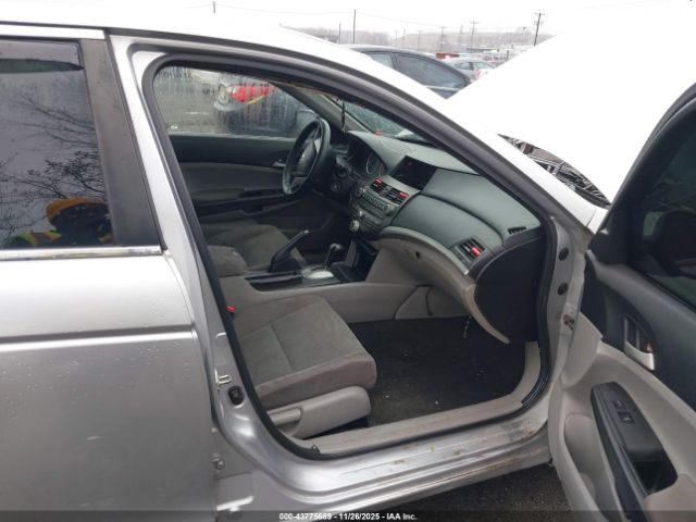 Honda Accord 2.4 Lx-p Image 2