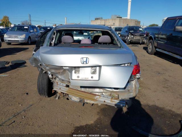 Honda Accord 2.4 Lx Image 15