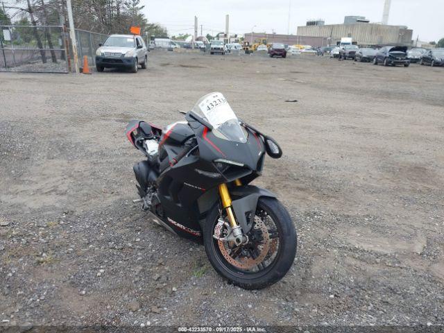  Salvage Ducati Panigale