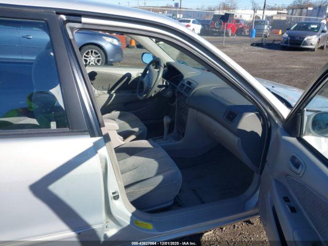 Toyota Corolla Le Image 6