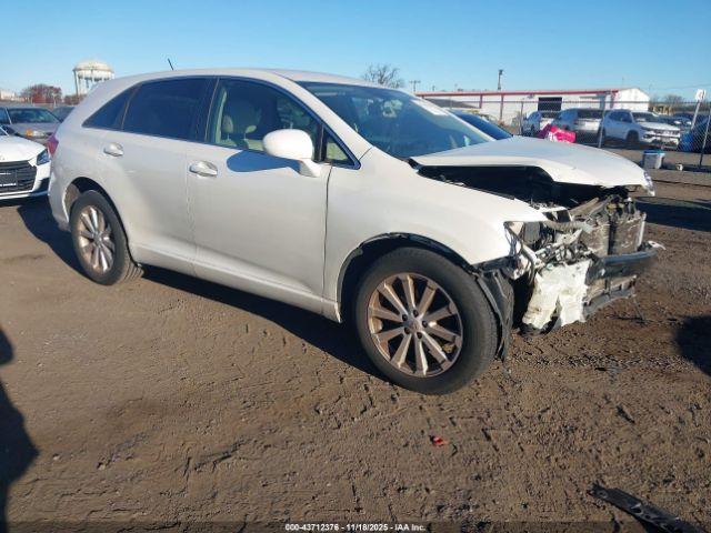  Salvage Toyota Venza