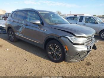  Salvage Volkswagen Tiguan