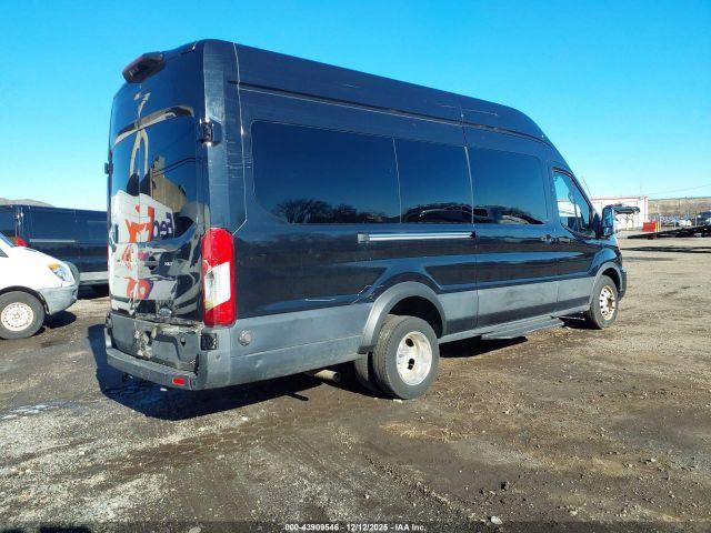 Ford Transit Xlt Image 2