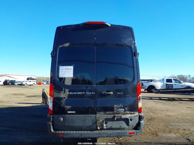 Ford Transit Xlt Image 6