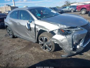  Salvage Lexus Ux