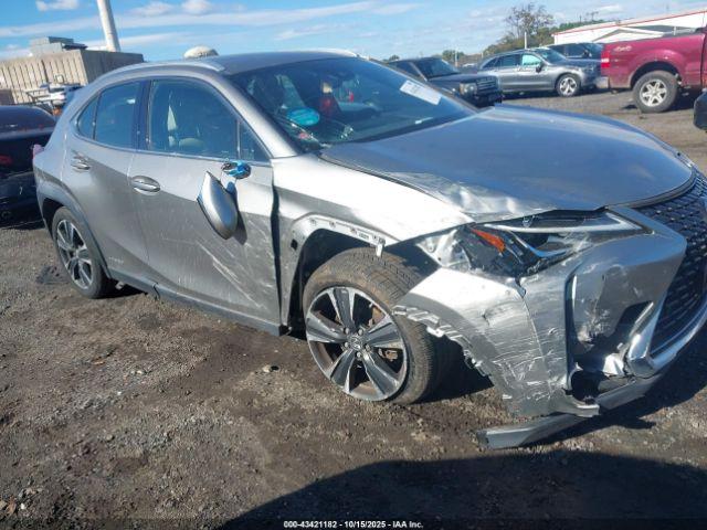  Salvage Lexus Ux